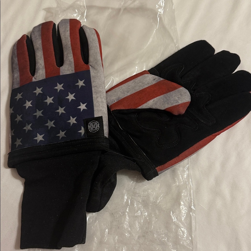 2 pair New from Fire Rescue Patriotic Men's Gloves - Picture 2 of 7